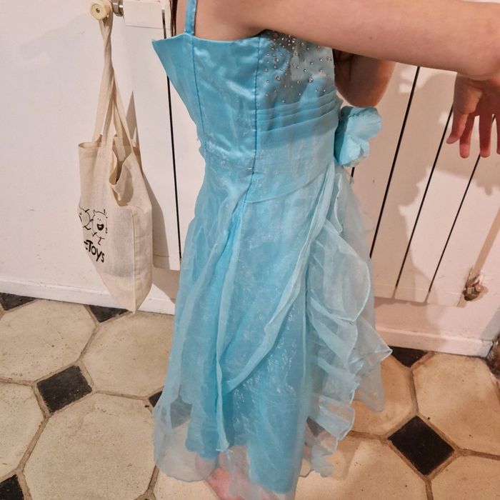 Robe bleue - photo numéro 4