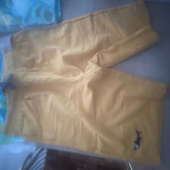 2 vêtements garçon 10 ans