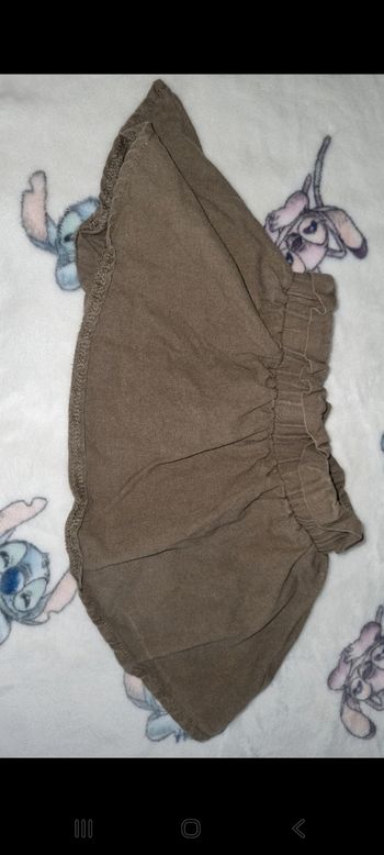 Jupe 3/6 mois en très bon état