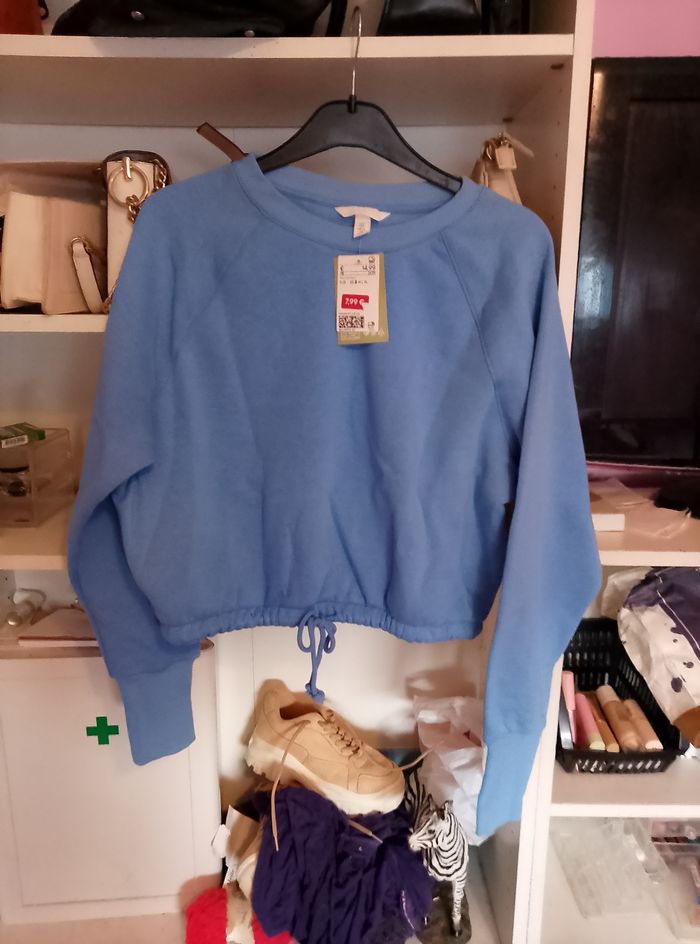 Pull neuf