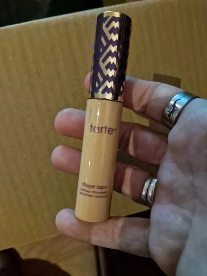 Maquillage anti cernes tarte 20B light - photo numéro 2