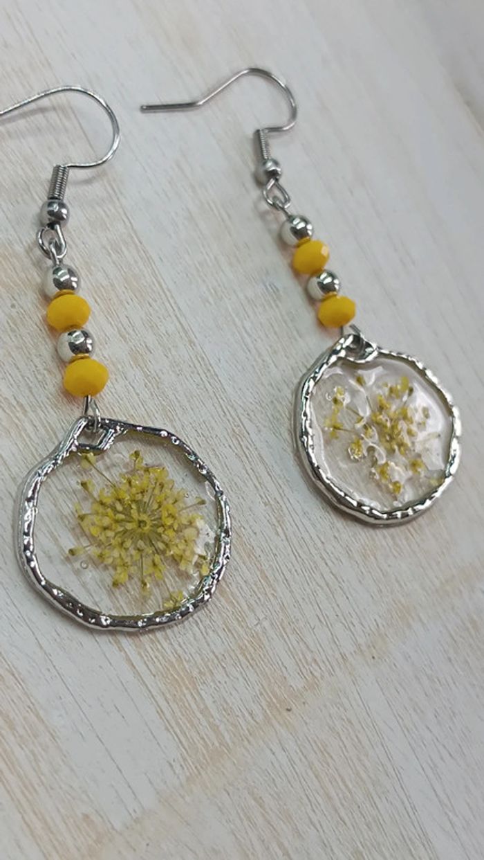 Jolies boucles pendantes - photo numéro 2