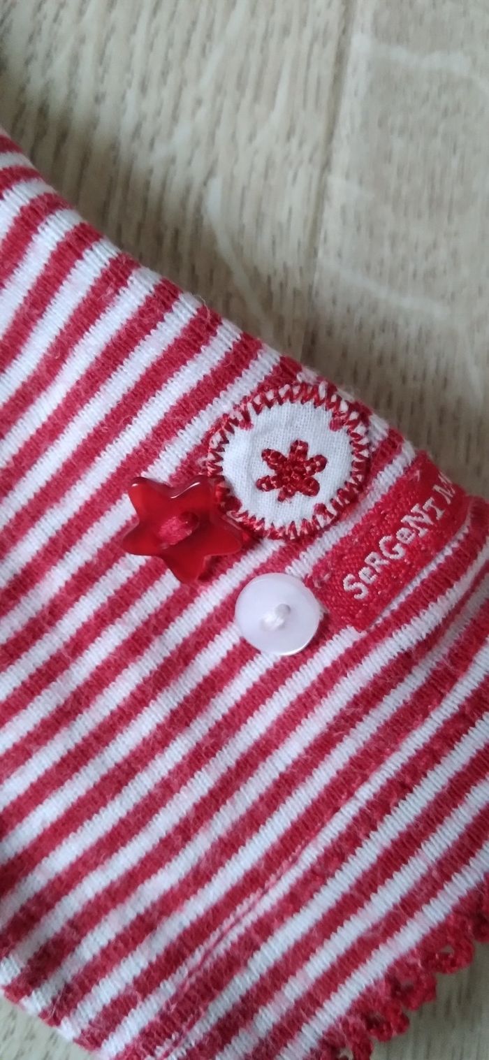 Marinière rouge et blanche col 6 mois - photo numéro 3