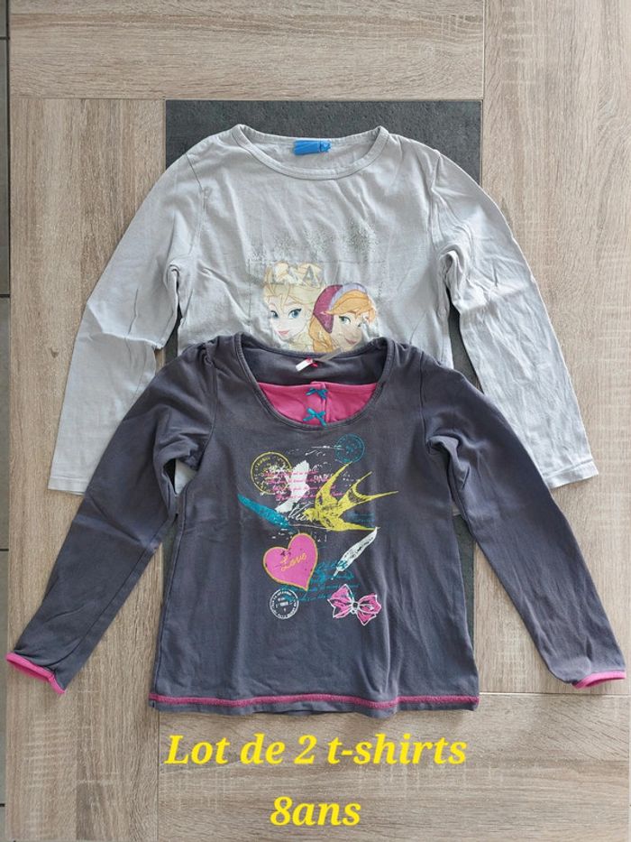 Lot de 2 jolie t-shirts manches longues đź‘§ 8ans