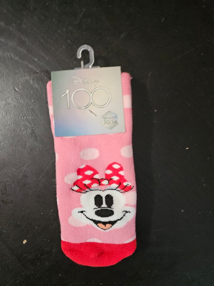 Chaussettes antidérapantes Minnie Mouse, édition spéciale 100 ans de magie Disney (Neuves, T. 30/34)