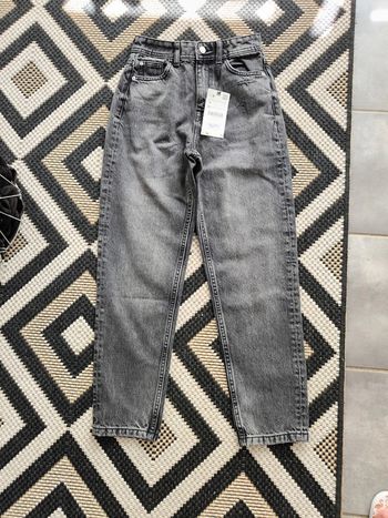 Jean taille haute Zara mom fit taille 32 neuf
