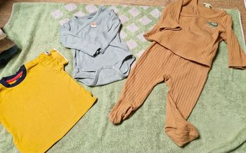Lot vêtements 9 mois