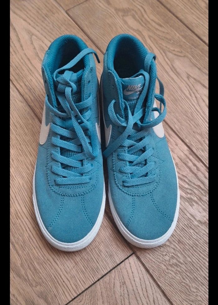 Basket nike sb bruin hi - photo numéro 2