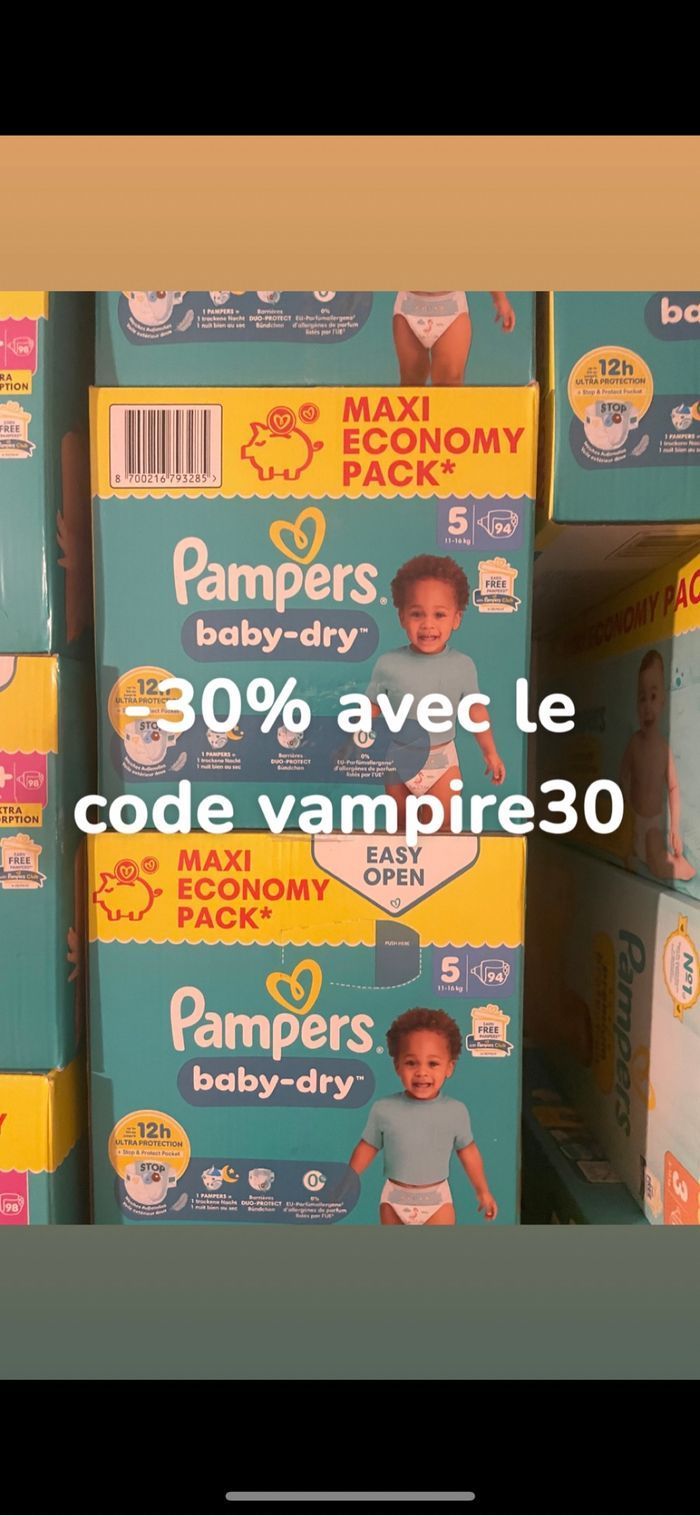 Deux cartons de couches Pampers taille 5