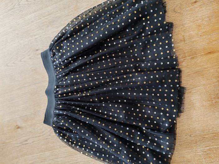 Robe noir avec strass