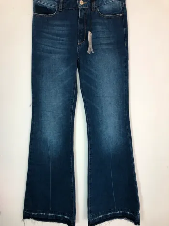 Jeans Flare Mango