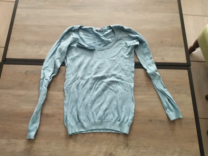 Pull 3 suisses avec noeud