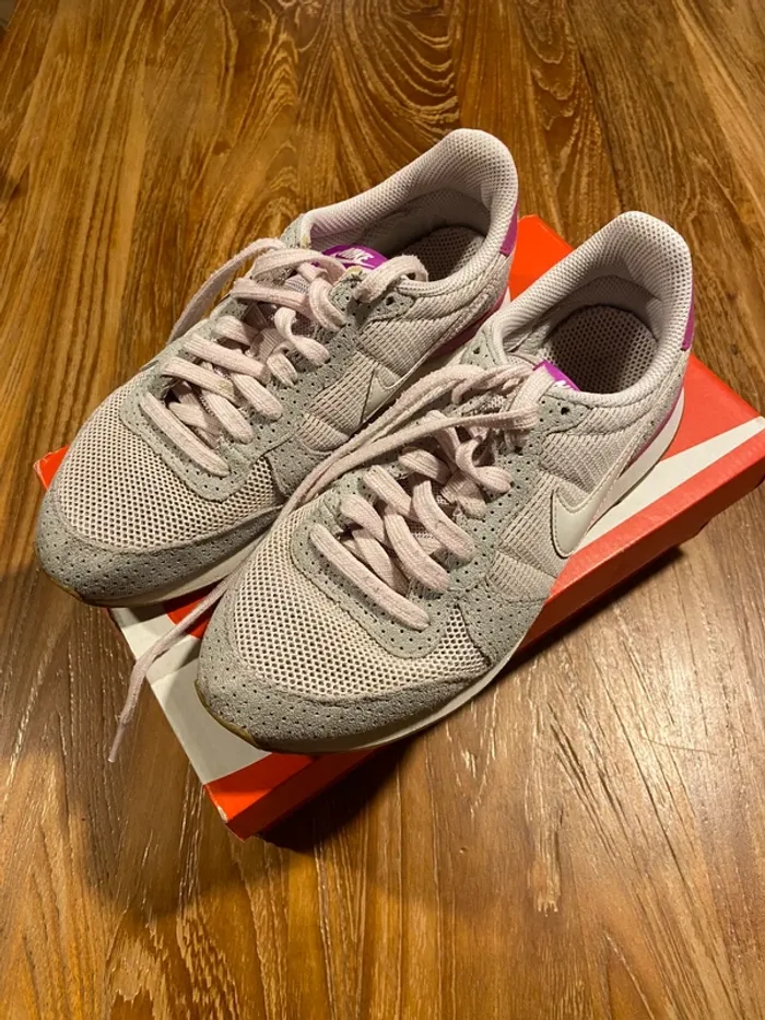 Baskets Nike Women internationalist