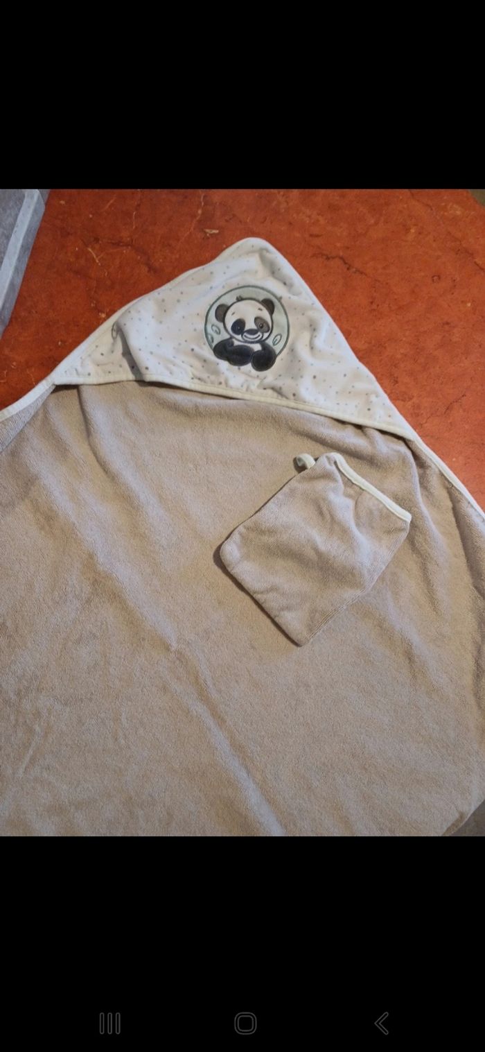 Ensemble cape de bain / gant de toilette