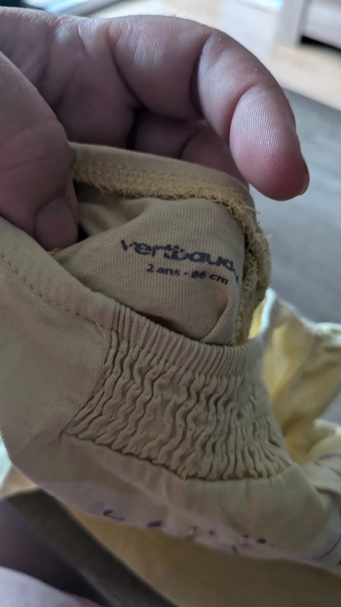 T.shirt sans manches - photo numéro 2