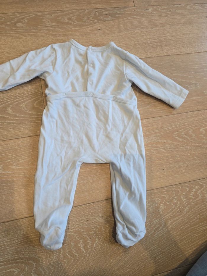 Pyjama - photo numéro 2