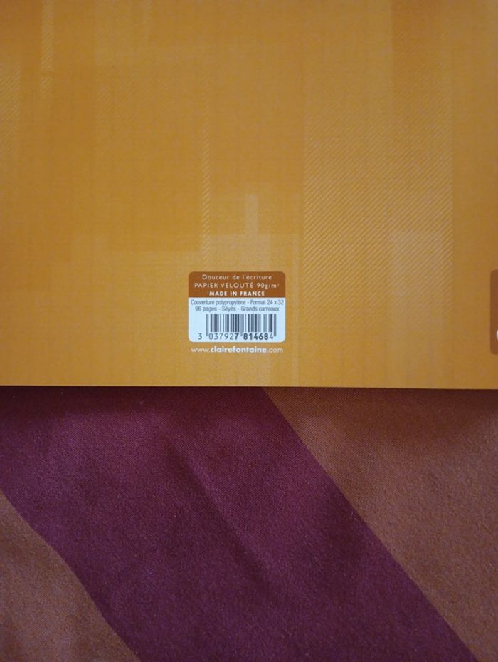 Lot 2 cahiers 24x32 grands carreaux 96 pages Claire fontaine - photo numéro 4