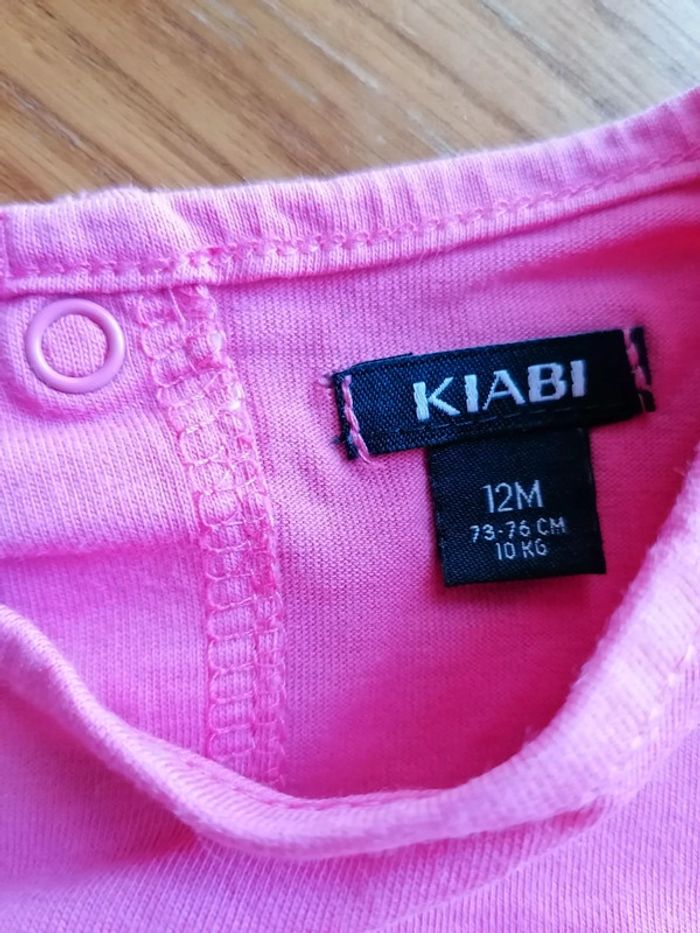 Lot 2 Tshirts H&m et kiabi 12 mois - photo numéro 3