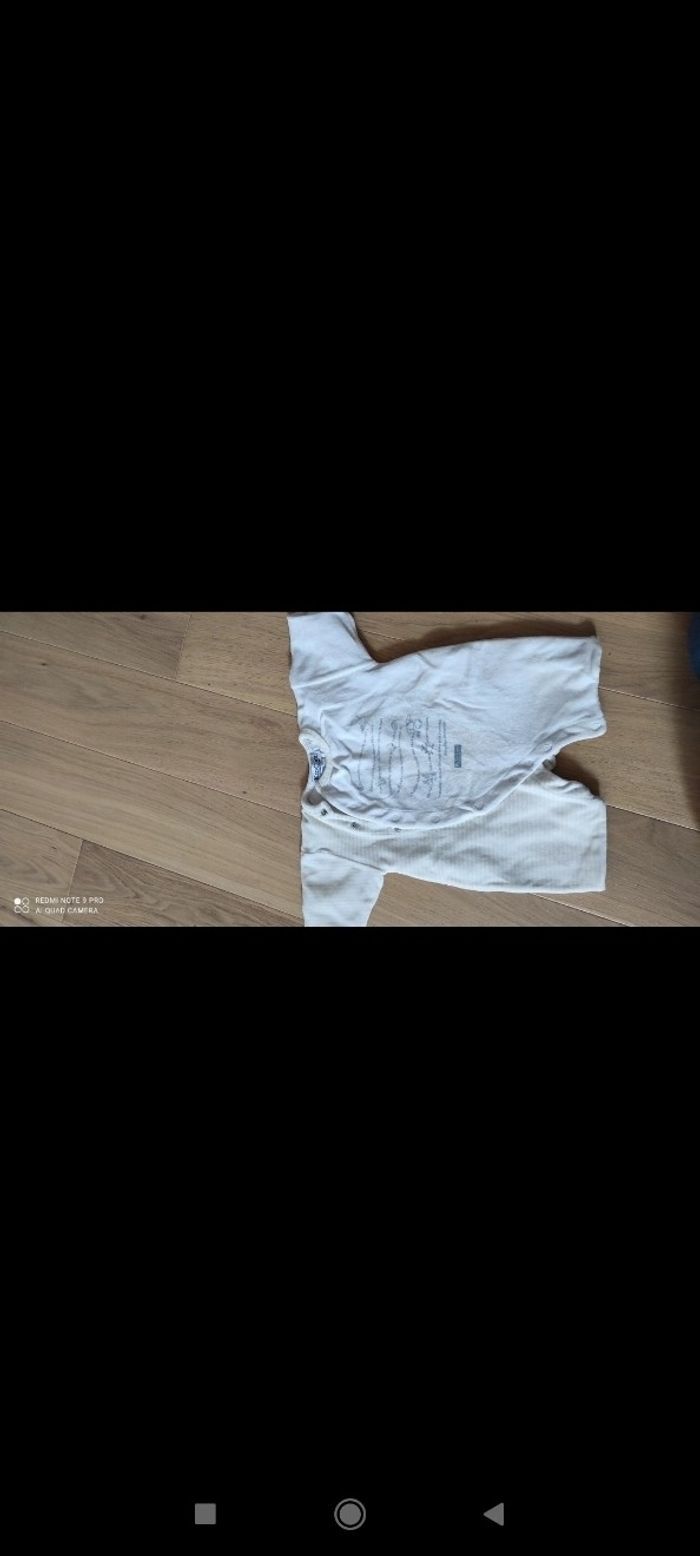 Lot vêtements fille 1 mois - photo numéro 9