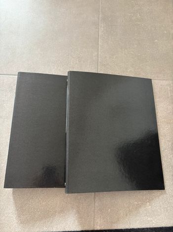 Lot de 2 Classeurs A4 neufs