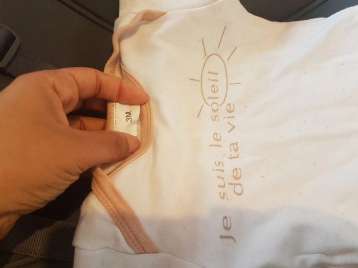 Body bébé - photo numéro 2