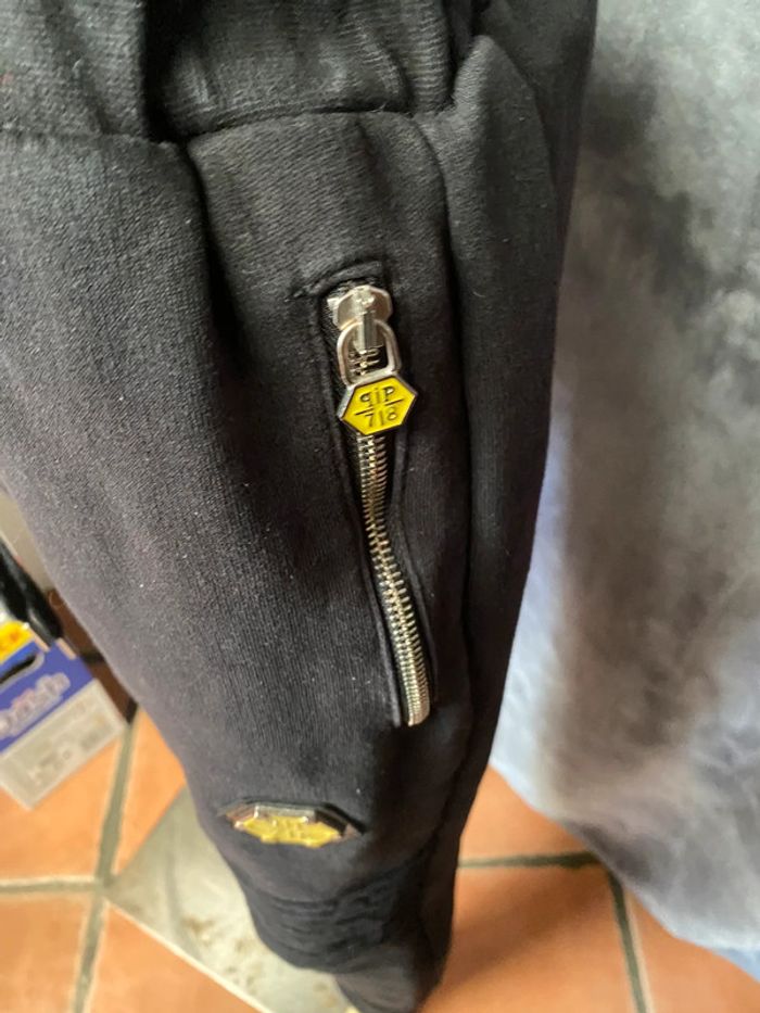 Lot de 4 vêtements homme - photo numéro 6