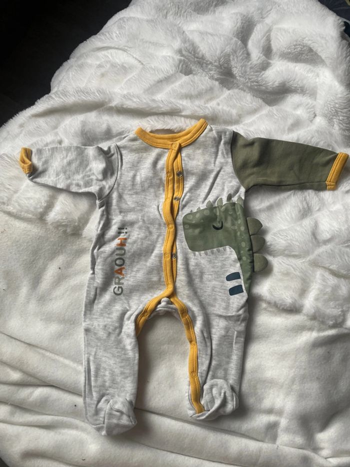 Pyjama dinosaure 1 mois
