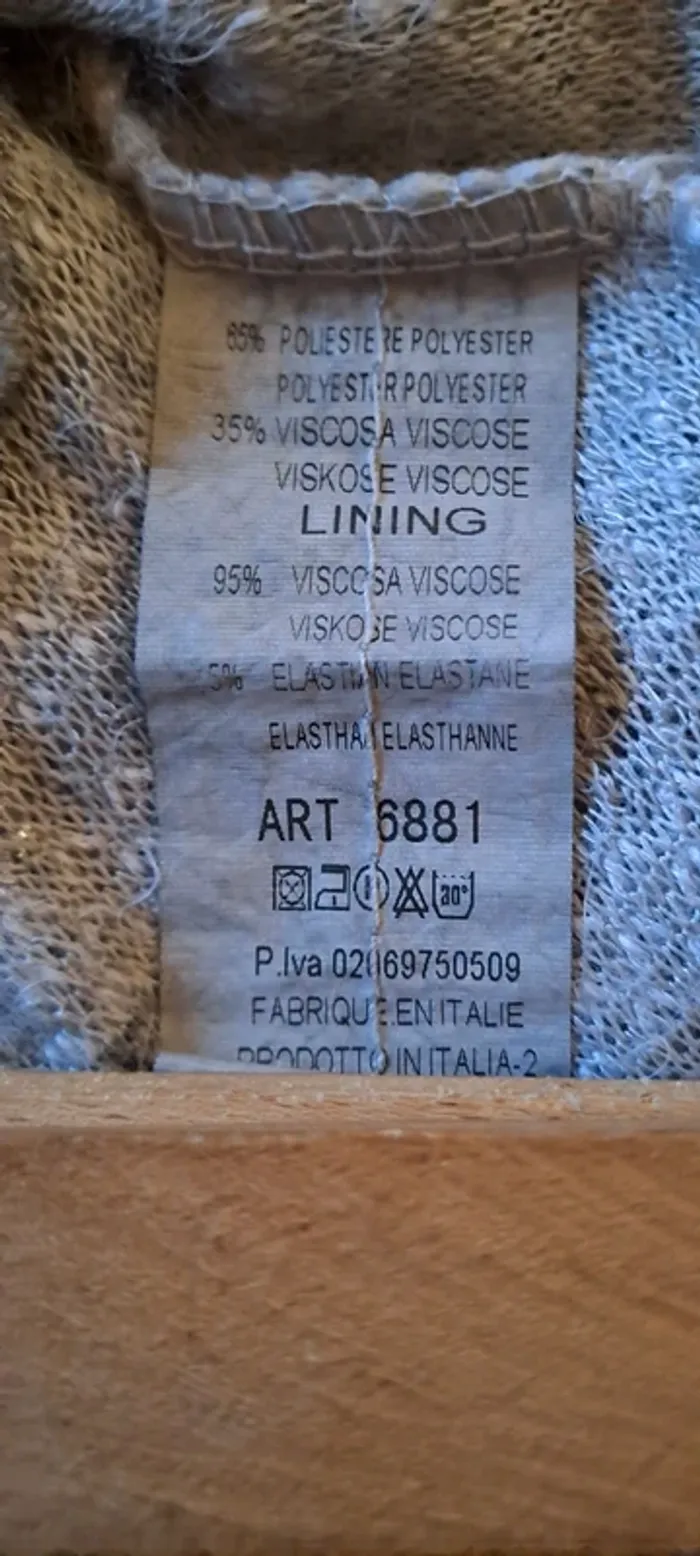 Chemise grise manches longues en dentelle - sans marque - Taille 40 - Bon état. - photo numéro 5