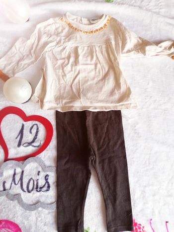 Ensemble deux pièces legging T-shirt manches longues 12 mois