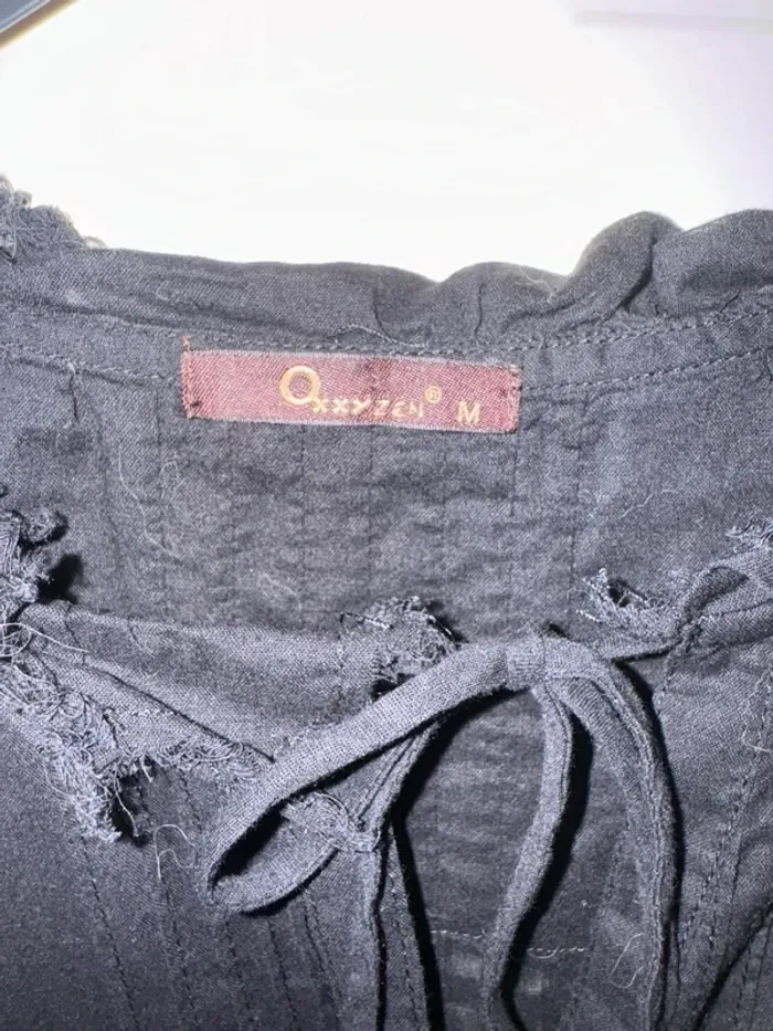Blouse noire Marque Oxxyzen taille M - photo numéro 3