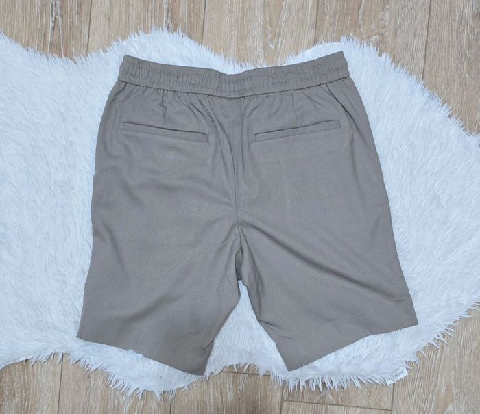 Short Next taille EUR 38 - photo numéro 2