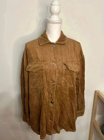 Chemise  épaisse /  sur  chemise