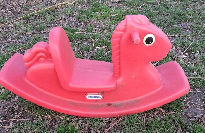 Cheval a bascule en plastique little tikes - photo numéro 3