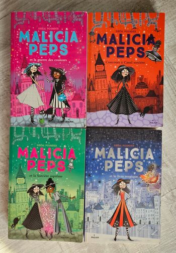 Collection complète romans junior malicia peps