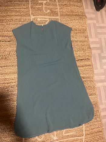 Robe fluide, très légère