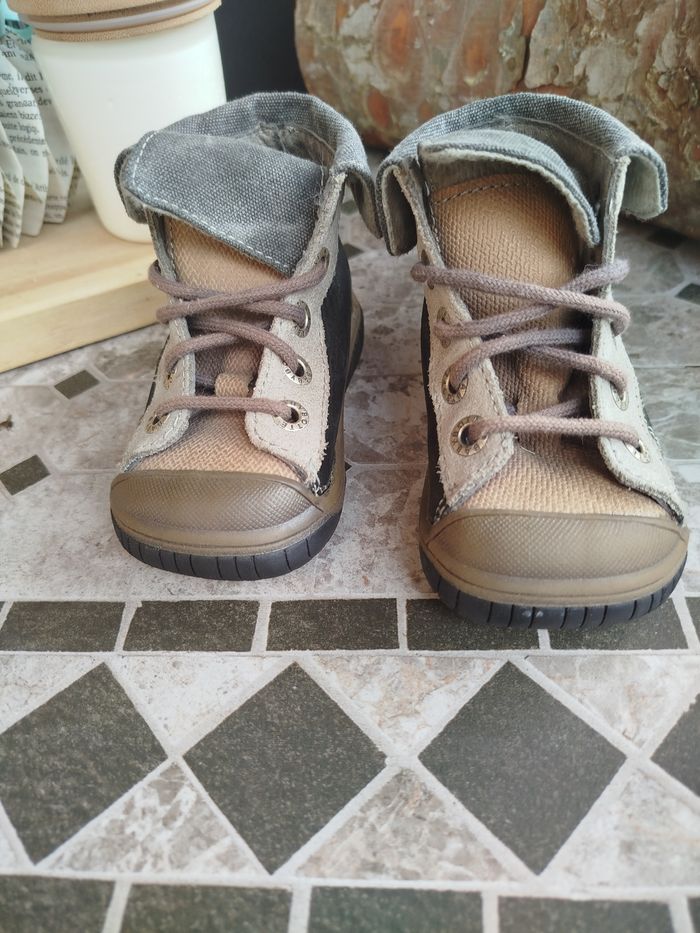 Lot de chaussures pour bébé - photo numéro 6