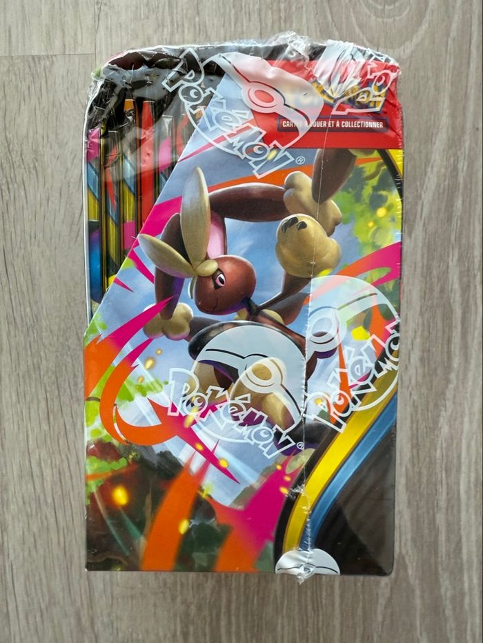 Demie display Pokémon Flammes Fantasmagoriques Me2 Défaut scellage. - photo numéro 4