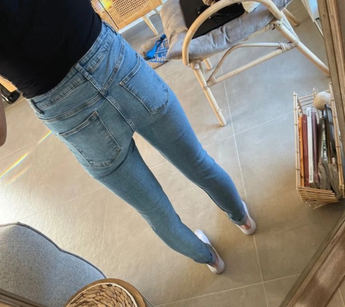 Jeans femme Kiabi taille 36 - photo numéro 2
