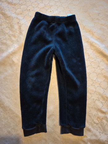 Bas de pyjama ou jogging en polaire doux taille 4 ans