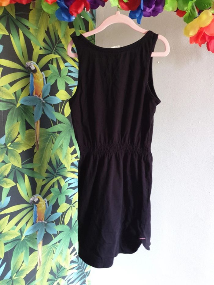 Robe noire "sportwear" été - photo numéro 5