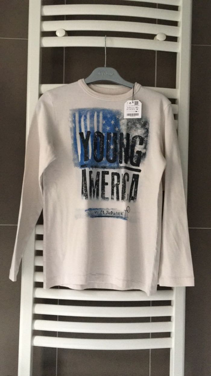 TeeShirt ZARA Taille 12 ans