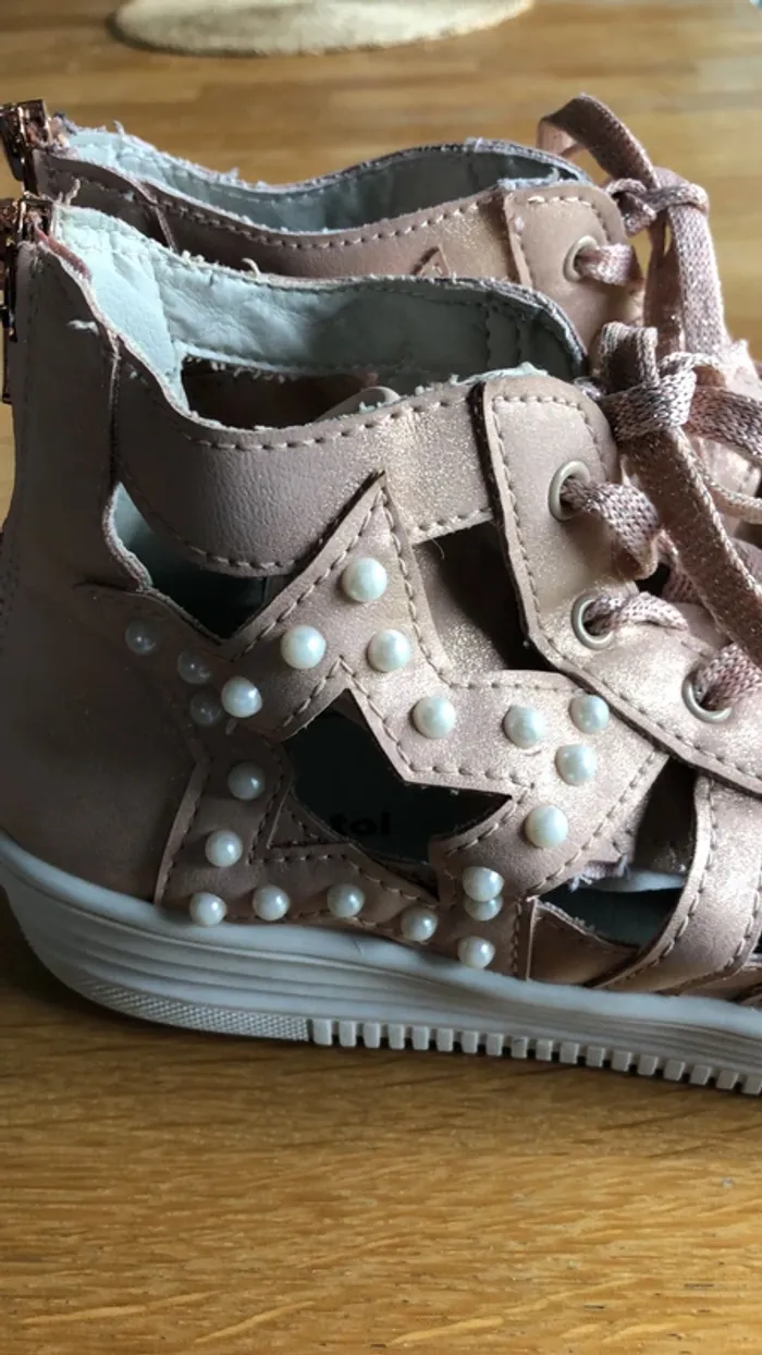 Baskets vieux rose perles blanches T37 - photo numéro 2