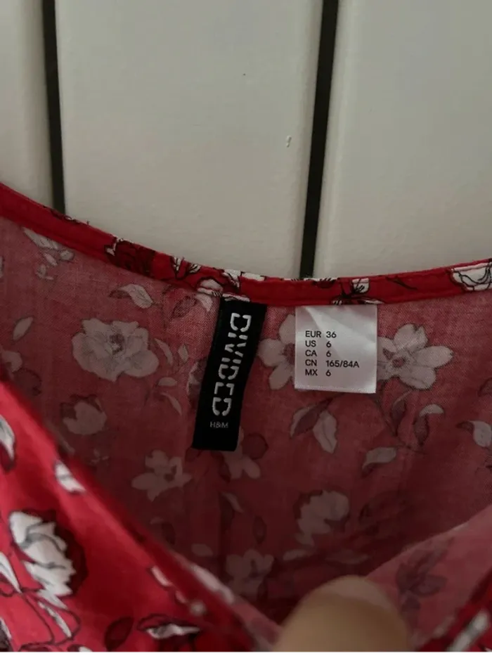Jolie petite robe Divided H&M taille 36 état neuf - photo numéro 3