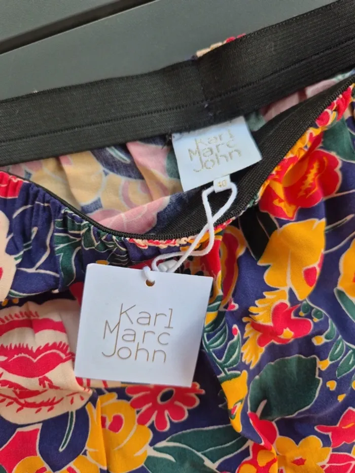 Jupe fleurs Karl Marc John 40 neuve - photo numéro 2