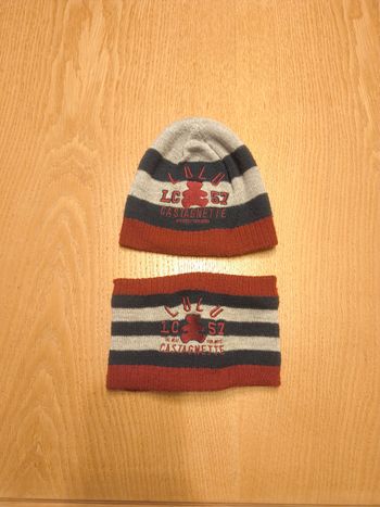 Bonnet et tour de coup 2/4 ans