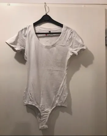 Bodies bon prix collection manches courtes blanc taille unique femme