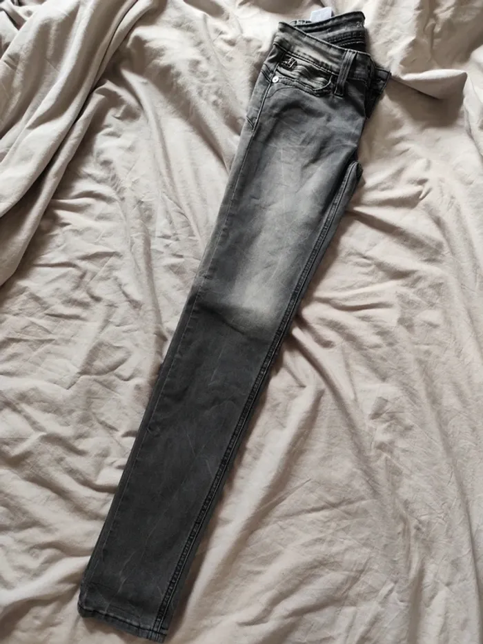 Pantalon skinny Levi's femme taille 34 - photo numéro 2