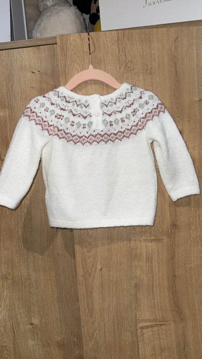 Pull Kiabi taille 6 mois - photo numéro 3
