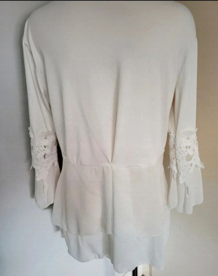 Très beau haut blanc L/XL - photo numéro 5