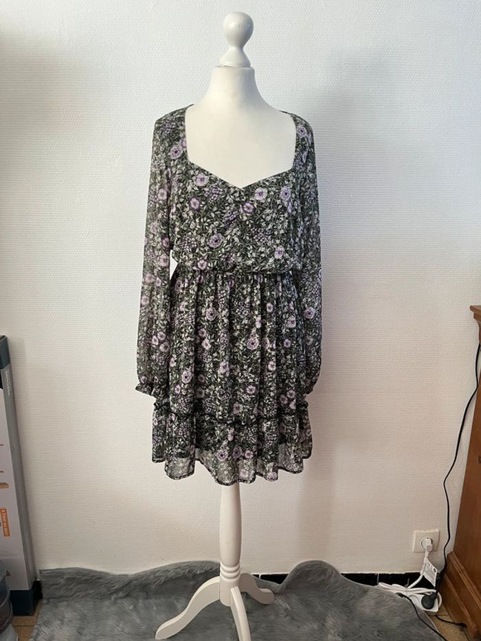 Robe kaki et lilas taille 36 Cache cache
